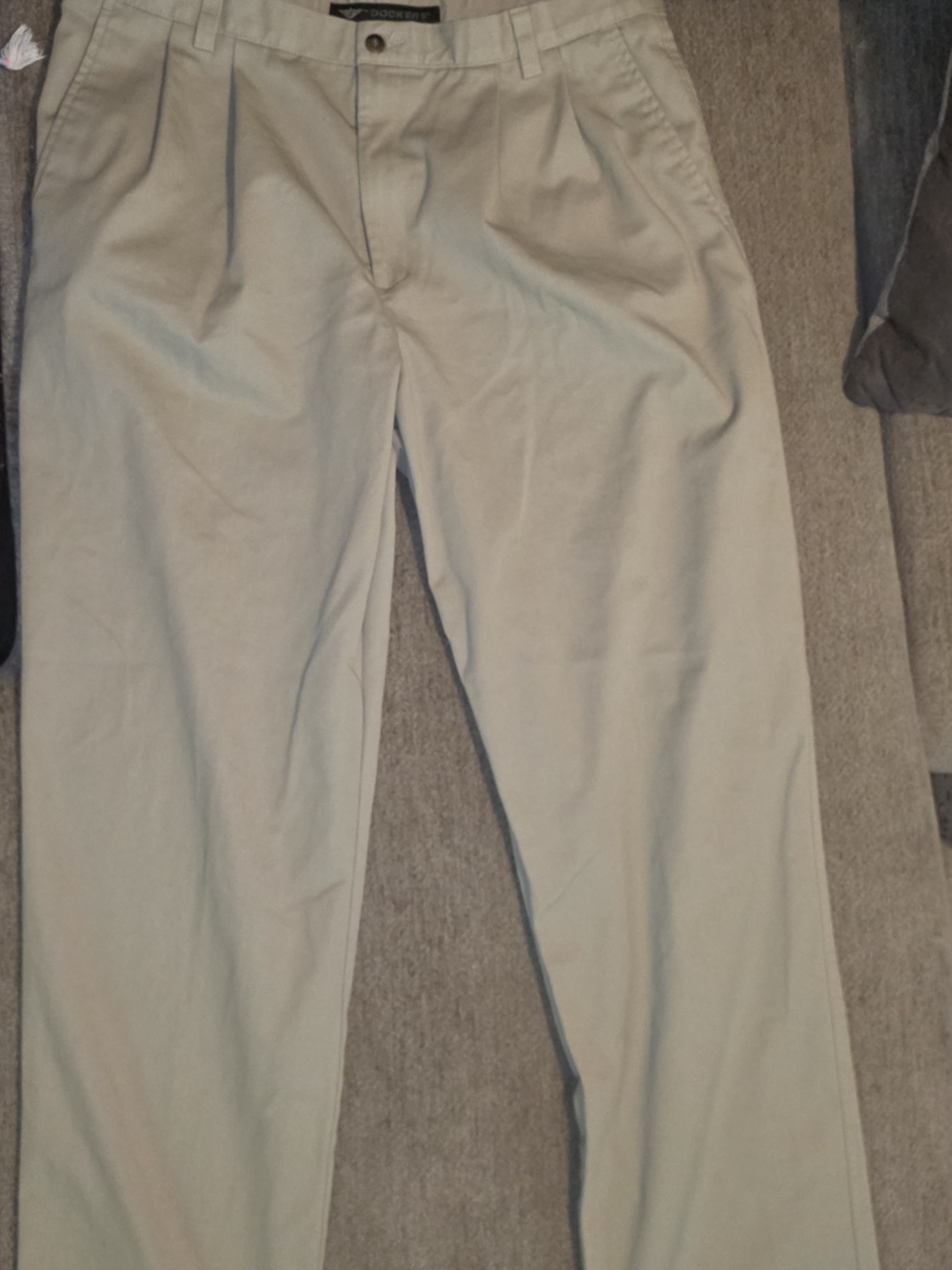 Dockers Men's Pleated Twill Khaki Pants 38x34